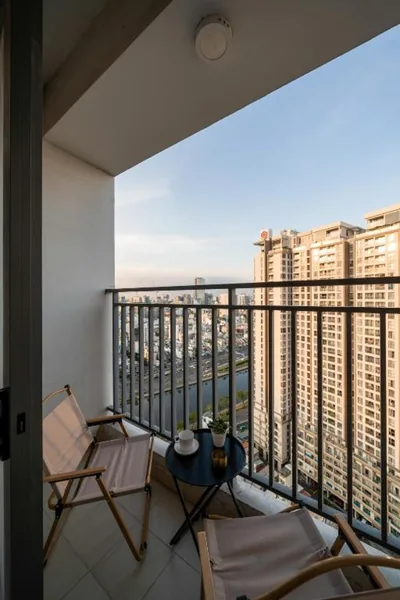 Rivergate Residence District 4 - Premium Studios, 2 & 3 Bedroom Apartments By Veluxe Stay - Free Pool Usage, Aussie Owned, Western Hospitality - 5 Mins Walk to District 1 - Genuine Photos – Photos 14